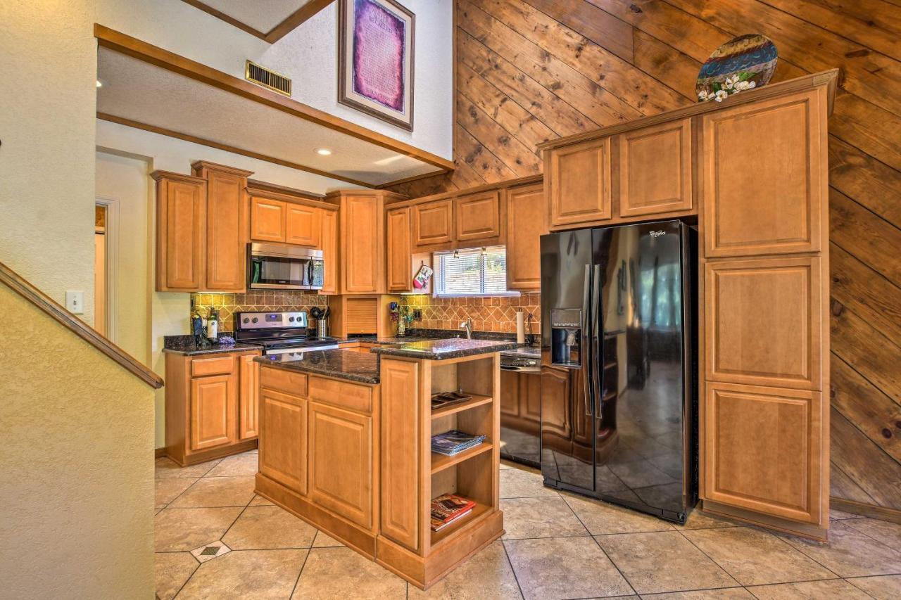 Hot Springs Vacation Rental Home On Lake Hamilton Exterior photo